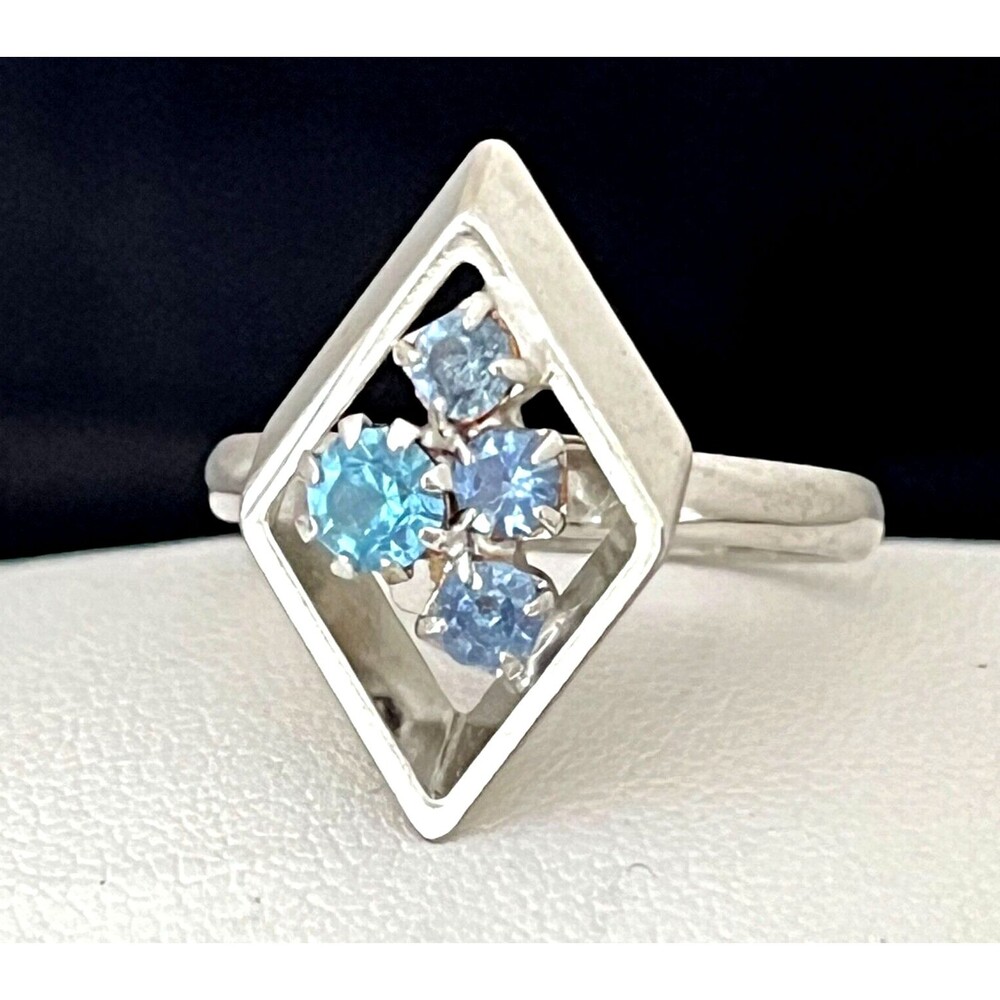 Vintage 1960s Cocktail Ring Mid Century Modern Blue Rhinestone Silver Tone - 4I